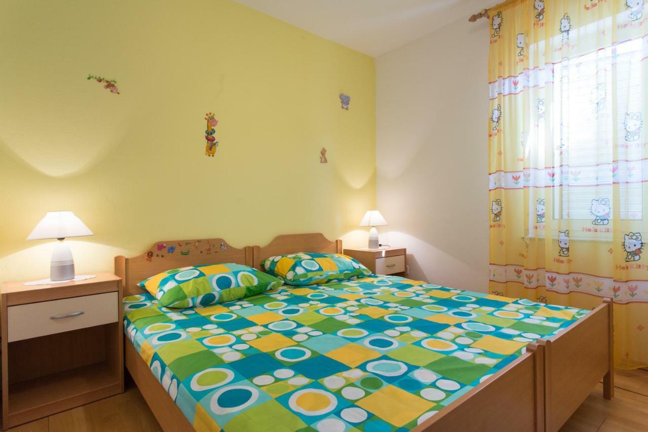 Apartments Bonifacic Punat Pokój zdjęcie